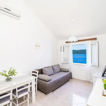 Gorgeous Home In Slano With House Sea View Holiday home